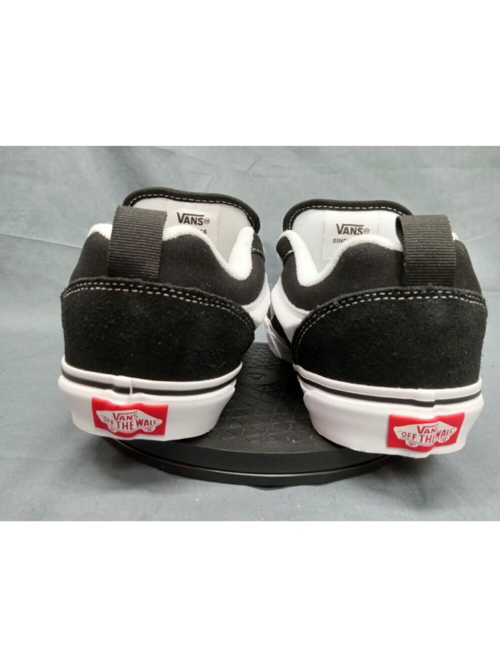 Vans Boys Knu School Sneakers 3D Stripe Black White Size 5 NEW NO BOX! - Picture 7 of 12